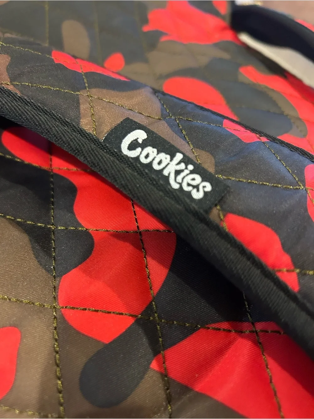 SMELL PROOF double zipper Cookies Quilted Camo Backpack in Red and Brown
